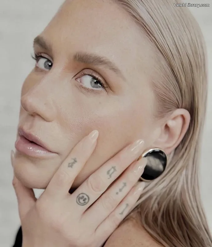 Kesha photo 10 of 577