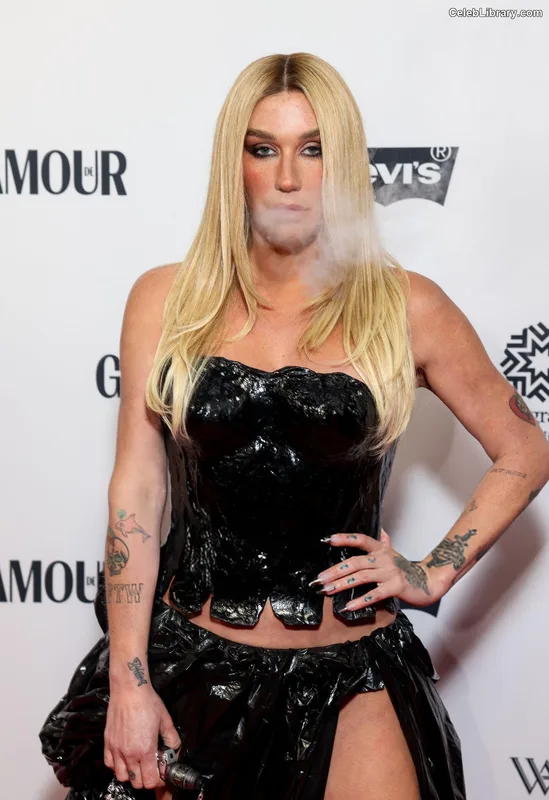 Kesha photo 7 of 577