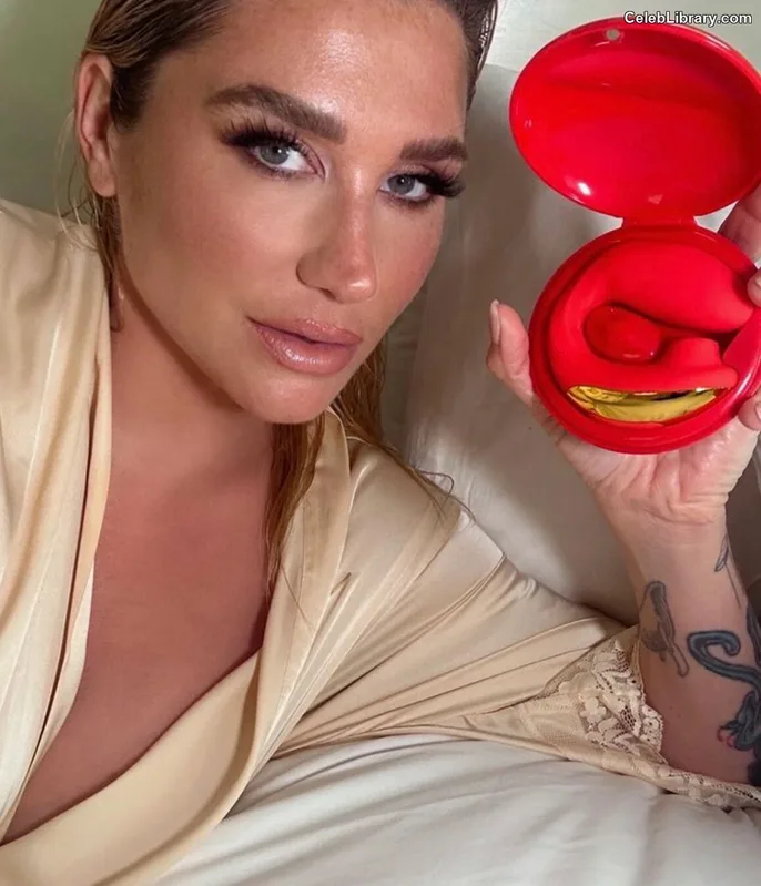 Kesha photo 16 of 577