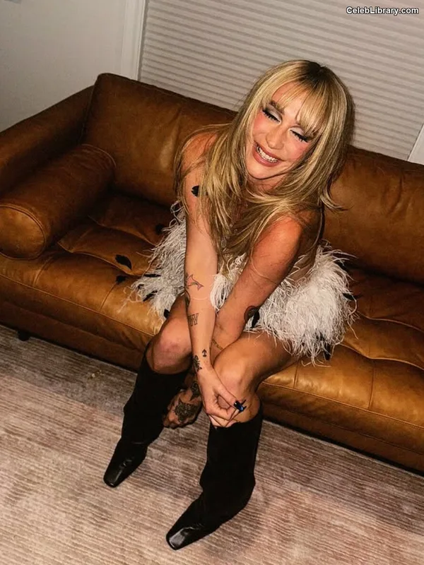 Kesha photo 9 of 577