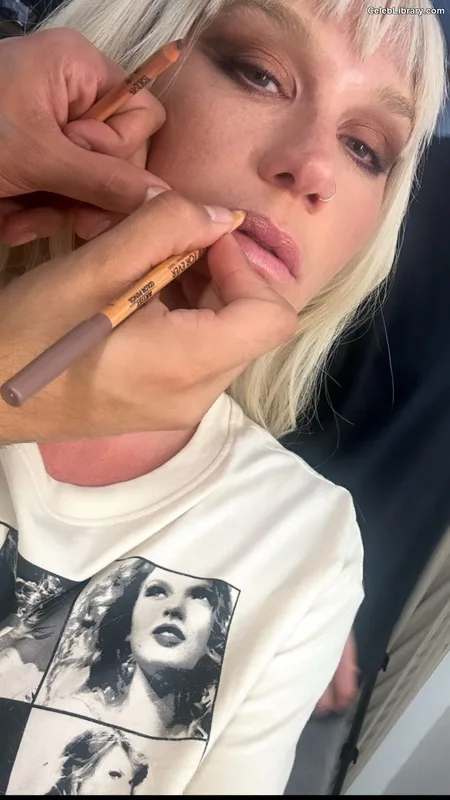 Kesha photo 6 of 577