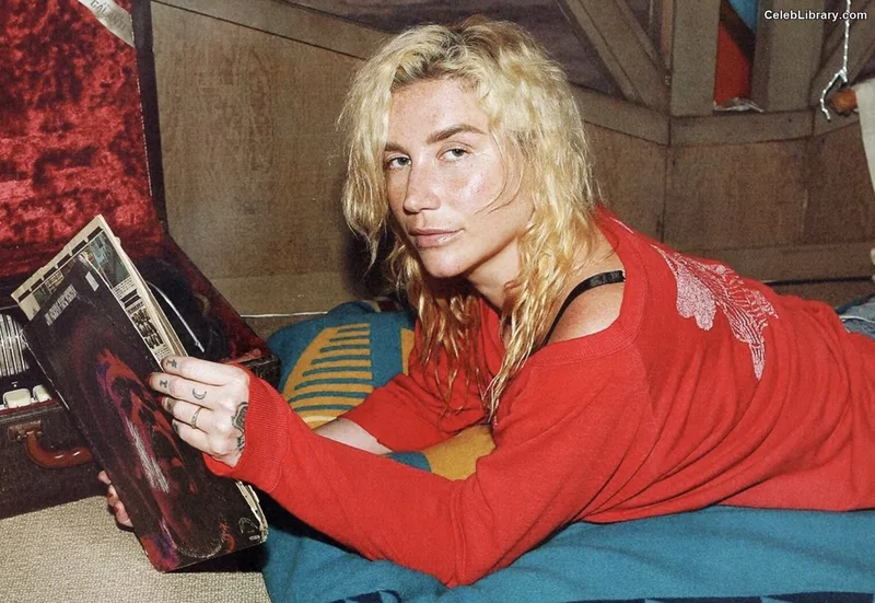 Kesha photo 18 of 577