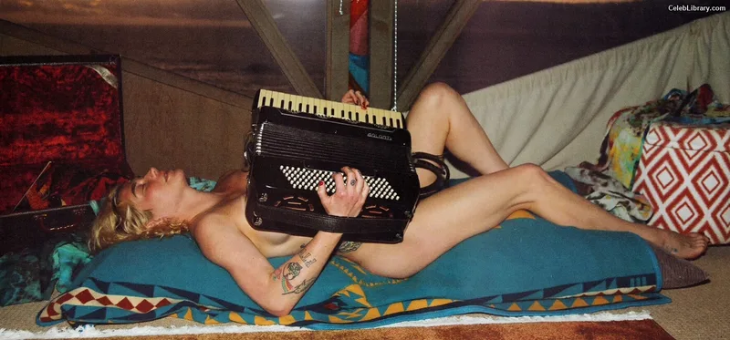 Kesha photo 21 of 577