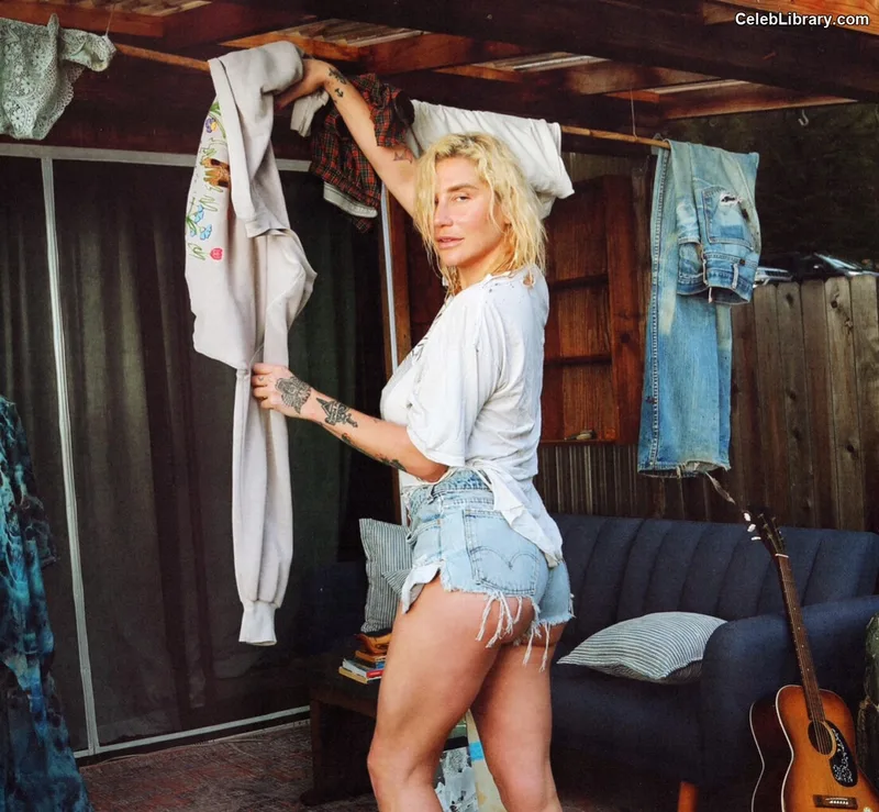Kesha photo 23 of 577