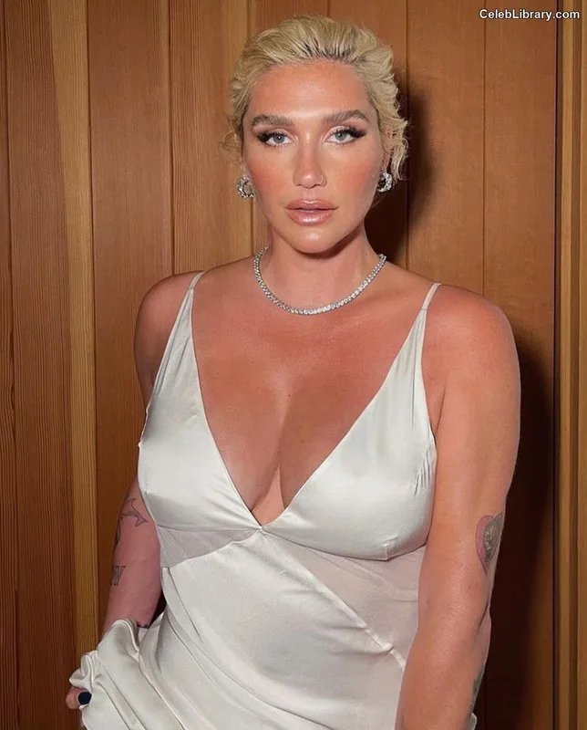 Kesha photo 10 of 577