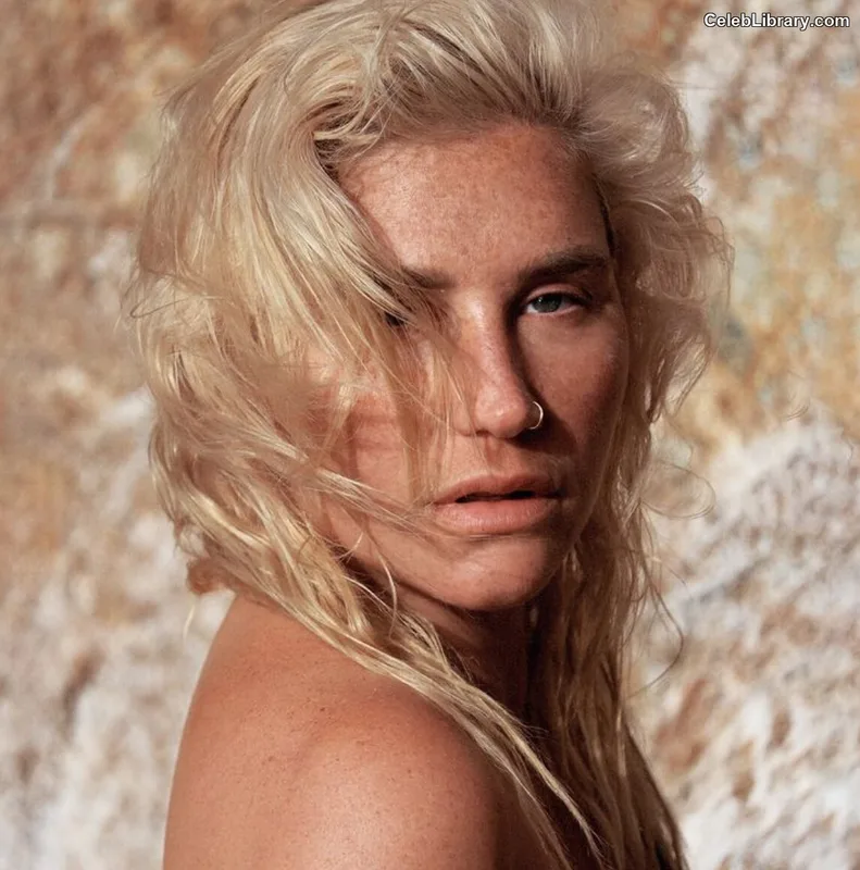 Kesha photo 11 of 577