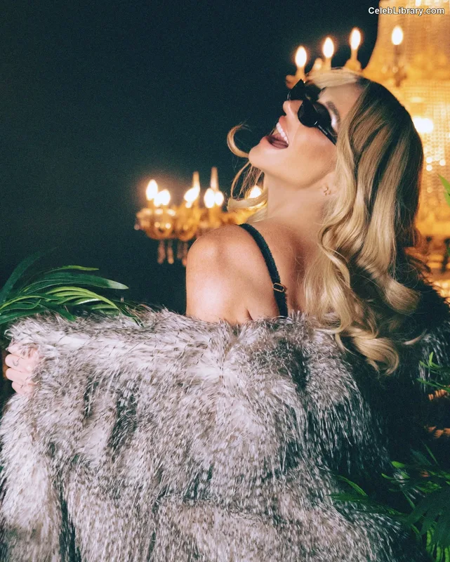 Kesha photo 4 of 577
