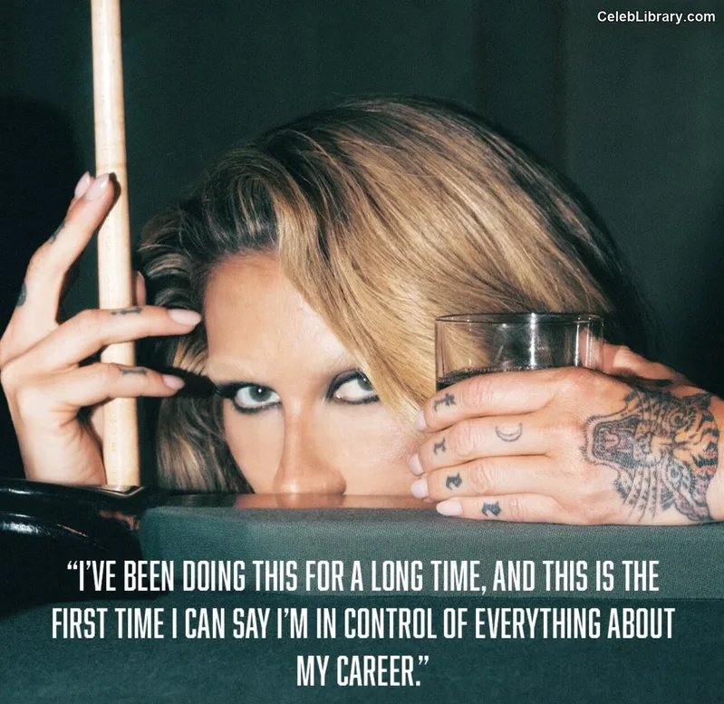 Kesha photo 1 of 577