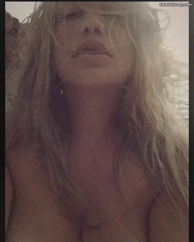 Kesha photo 10 of 577