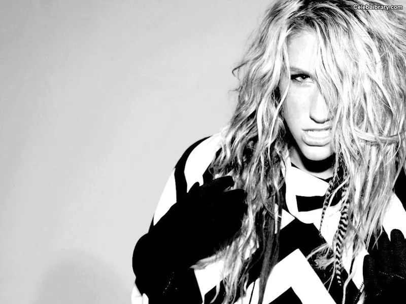 Kesha photo 17 of 577
