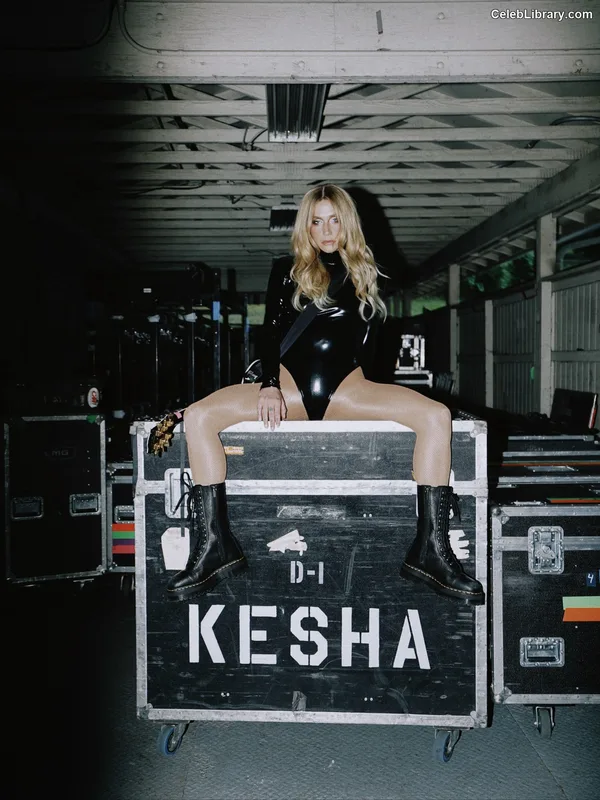 Kesha photo 16 of 577