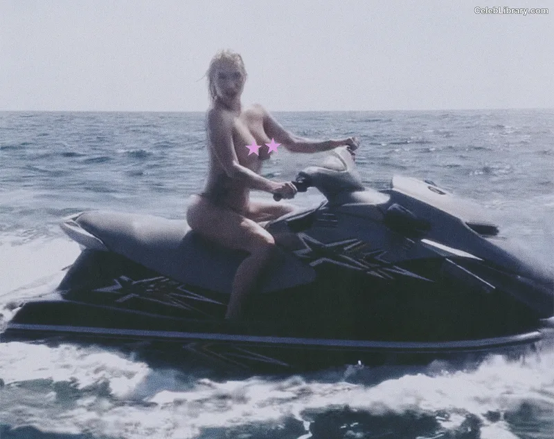 Kesha photo 20 of 577
