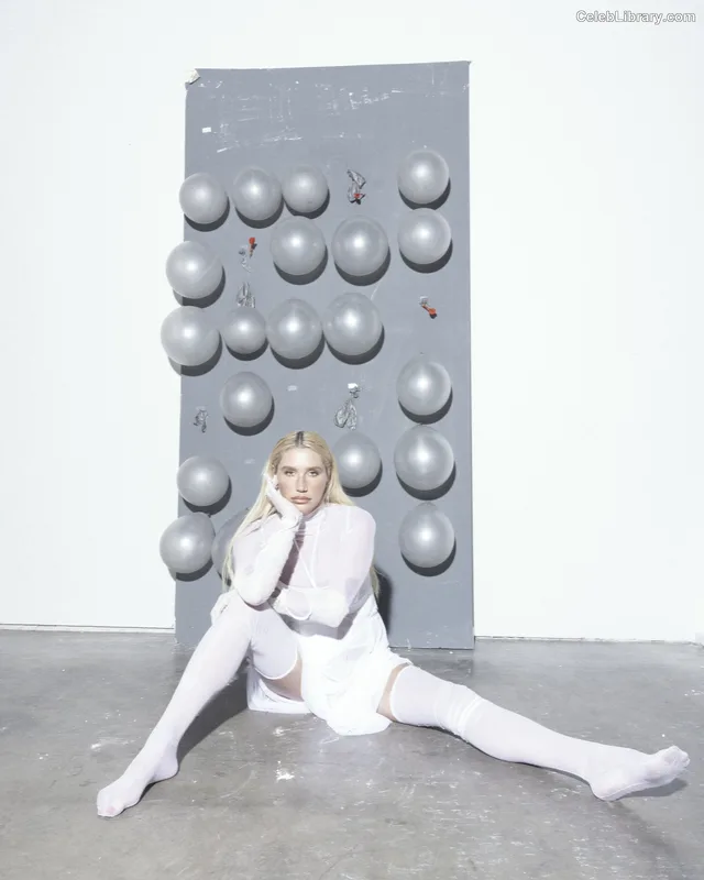 Kesha photo 23 of 577