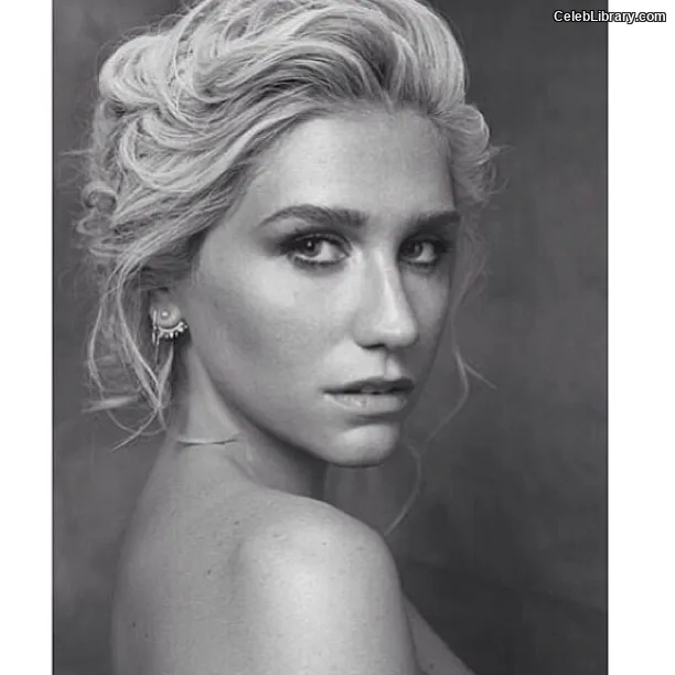 Kesha photo 15 of 577