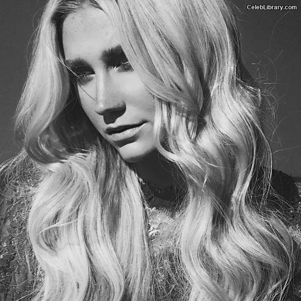 Kesha photo 6 of 577