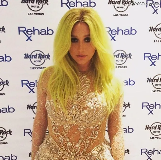 Kesha photo 21 of 577