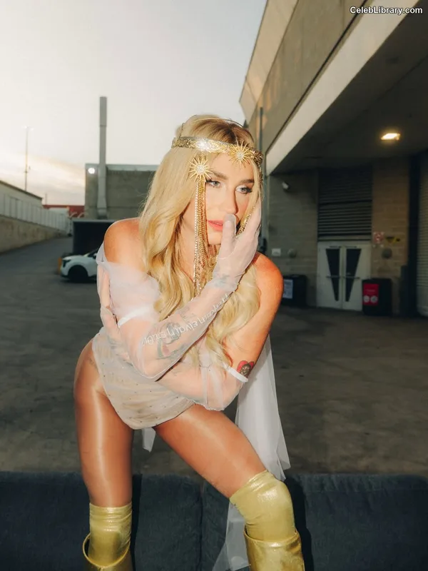 Kesha photo 18 of 577