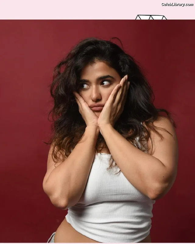 Ketika Sharma photo 2 of 24