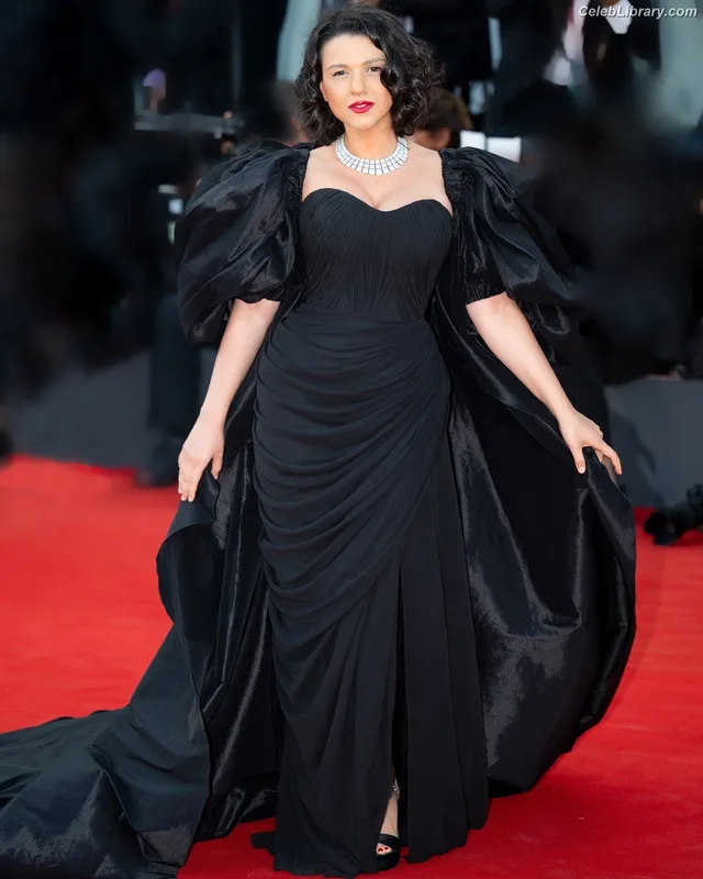 Khatia Buniatishvili photo 8 of 59