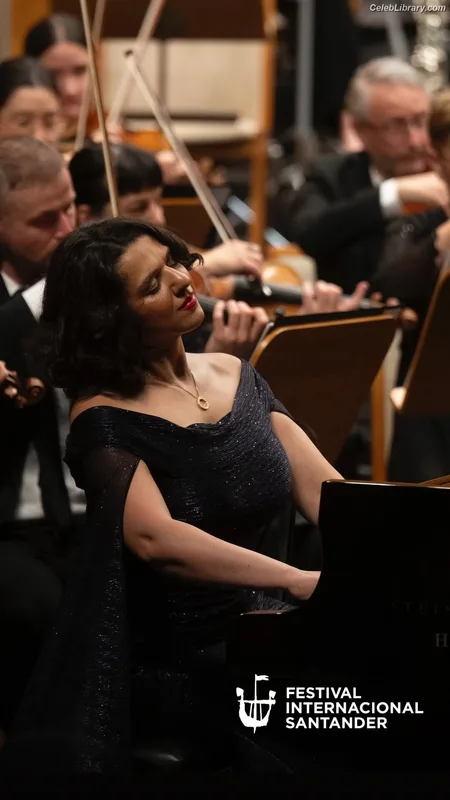 Khatia Buniatishvili photo 15 of 59
