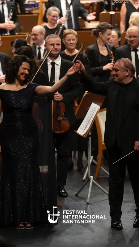 Khatia Buniatishvili photo 17 of 59