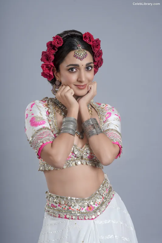 Kiara Advani photo 5 of 40