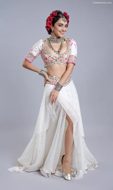 Kiara Advani photo 14 of 40