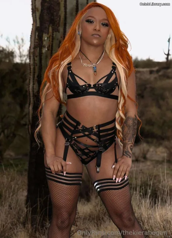Kiera Hogan photo 12 of 458