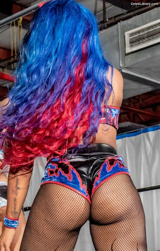 Kiera Hogan photo 12 of 458