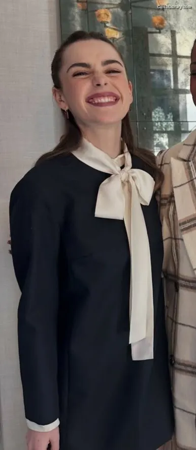 Kiernan Shipka photo 16 of 2600