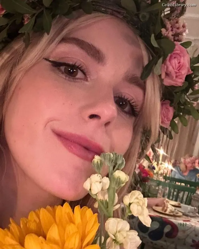 Kiernan Shipka photo 10 of 2600