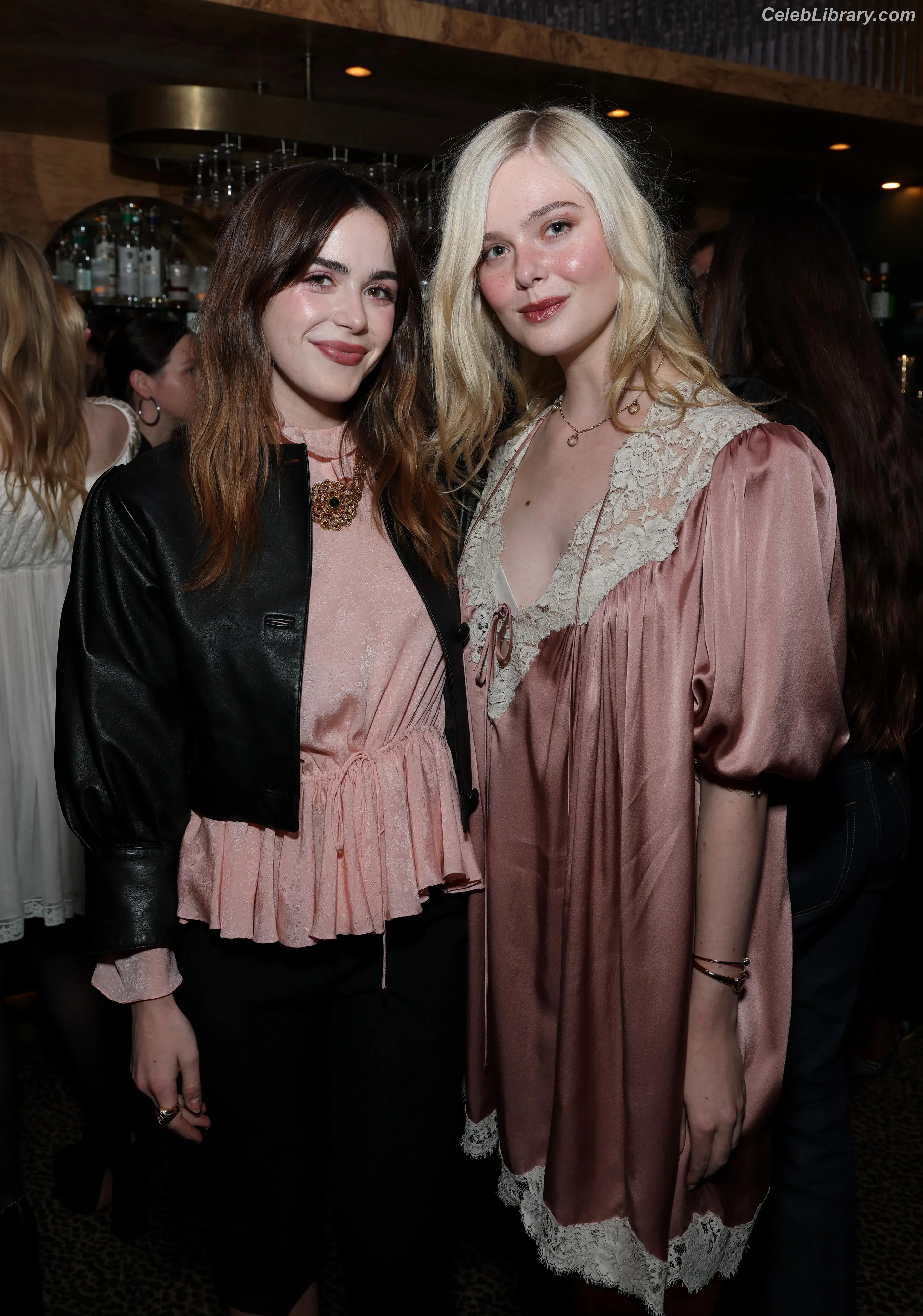 Kiernan Shipka photo 20 of 2600
