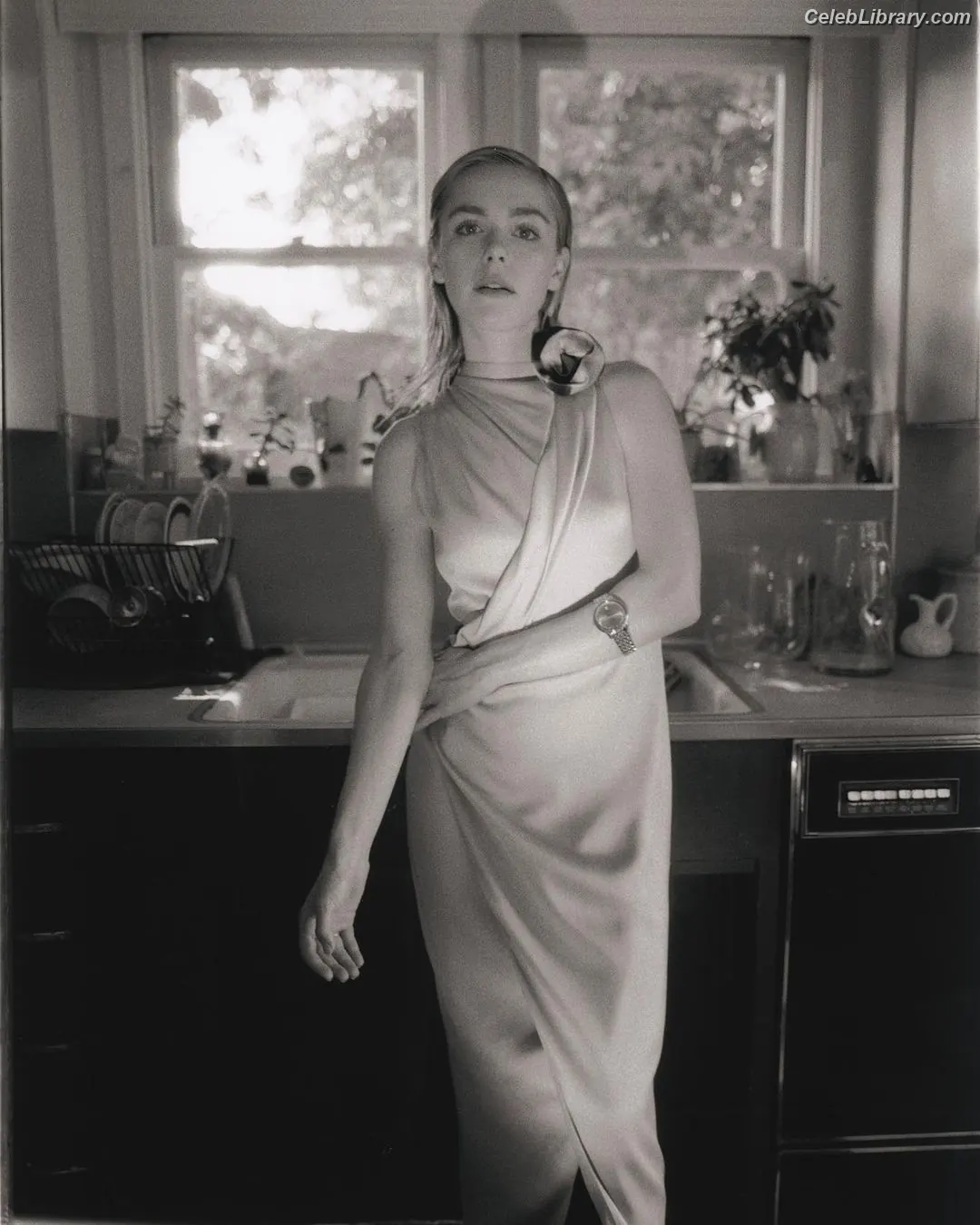 Kiernan Shipka photo 9 of 2600