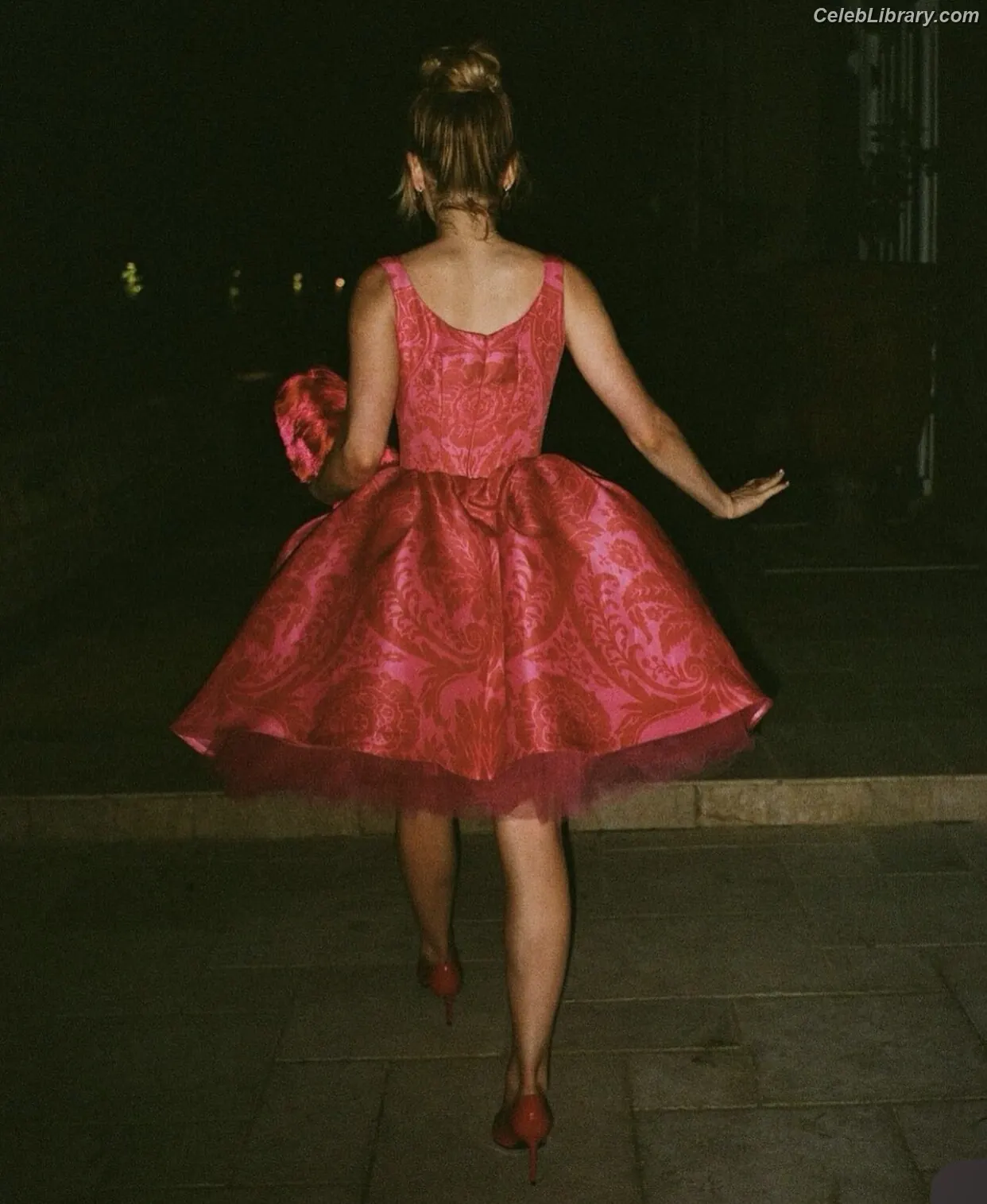 Kiernan Shipka photo 24 of 2600
