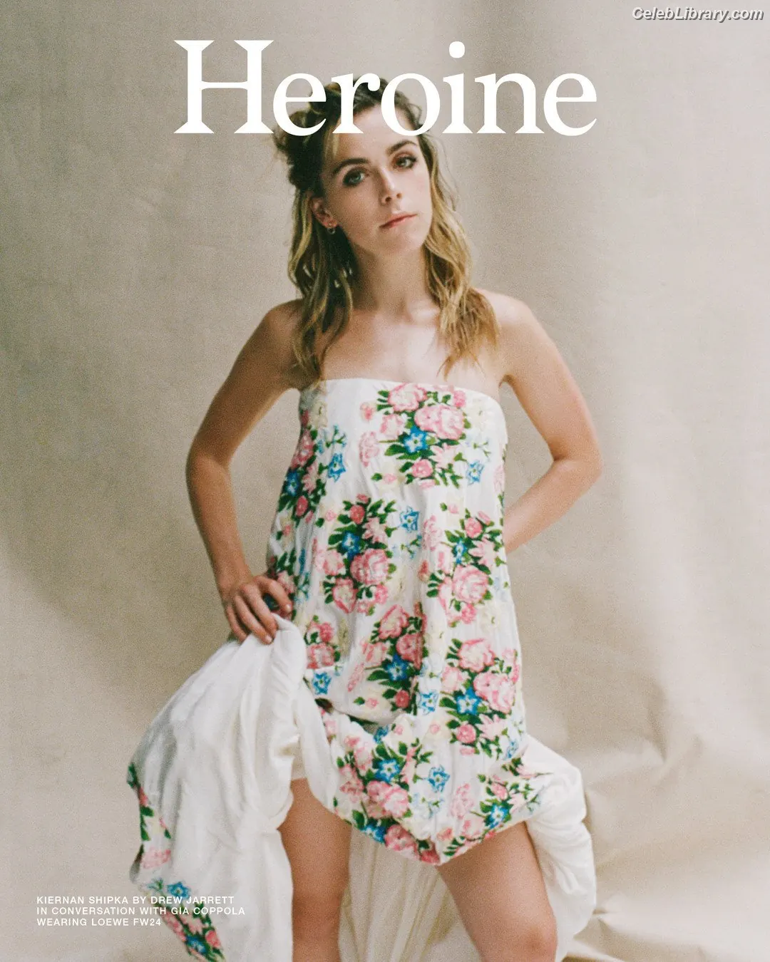Kiernan Shipka photo 6 of 2600