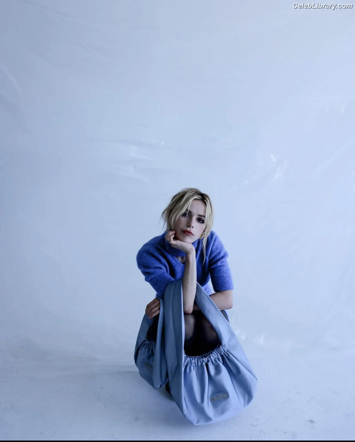 Kiernan Shipka photo 13 of 2600
