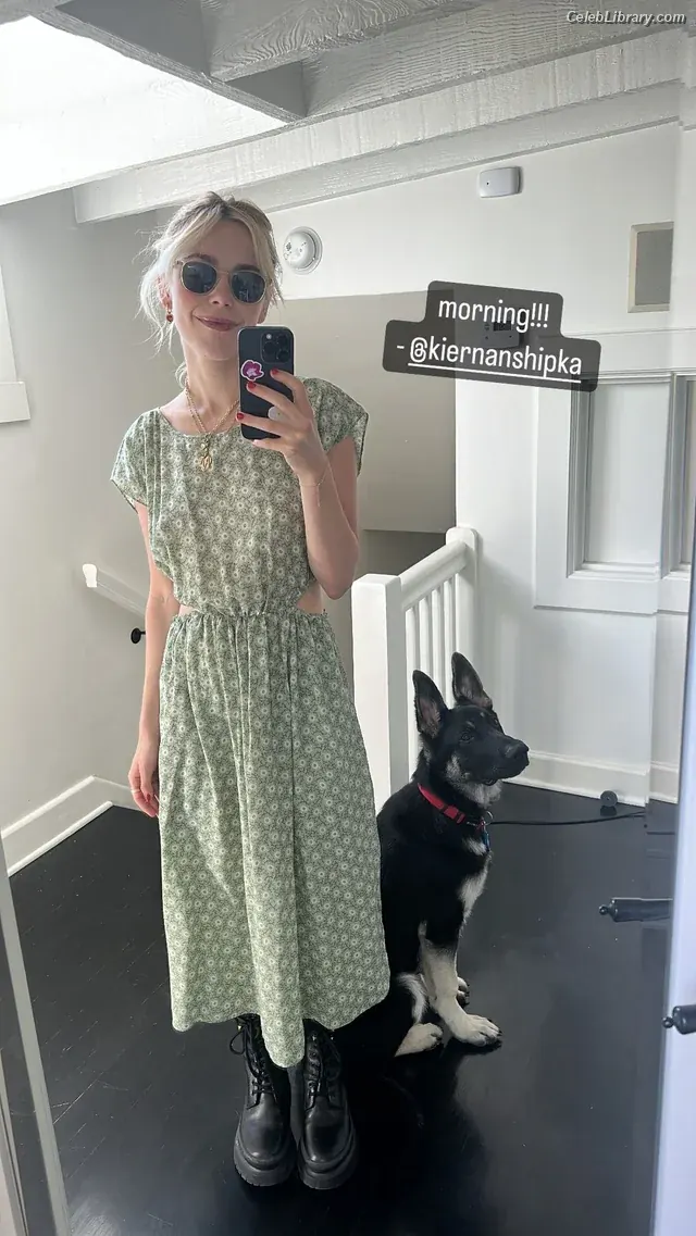 Kiernan Shipka photo 16 of 2600