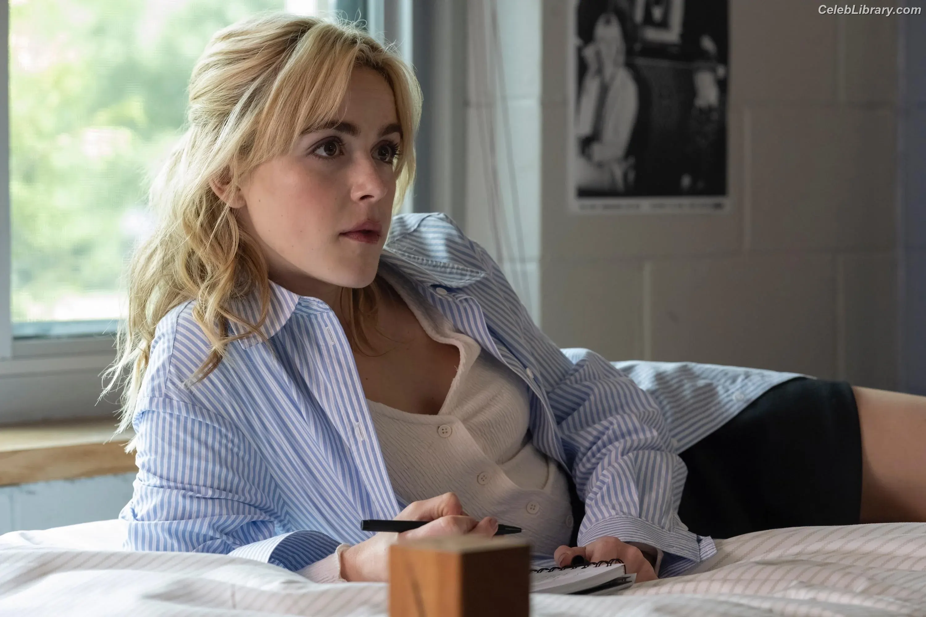 Kiernan Shipka photo 6 of 2600