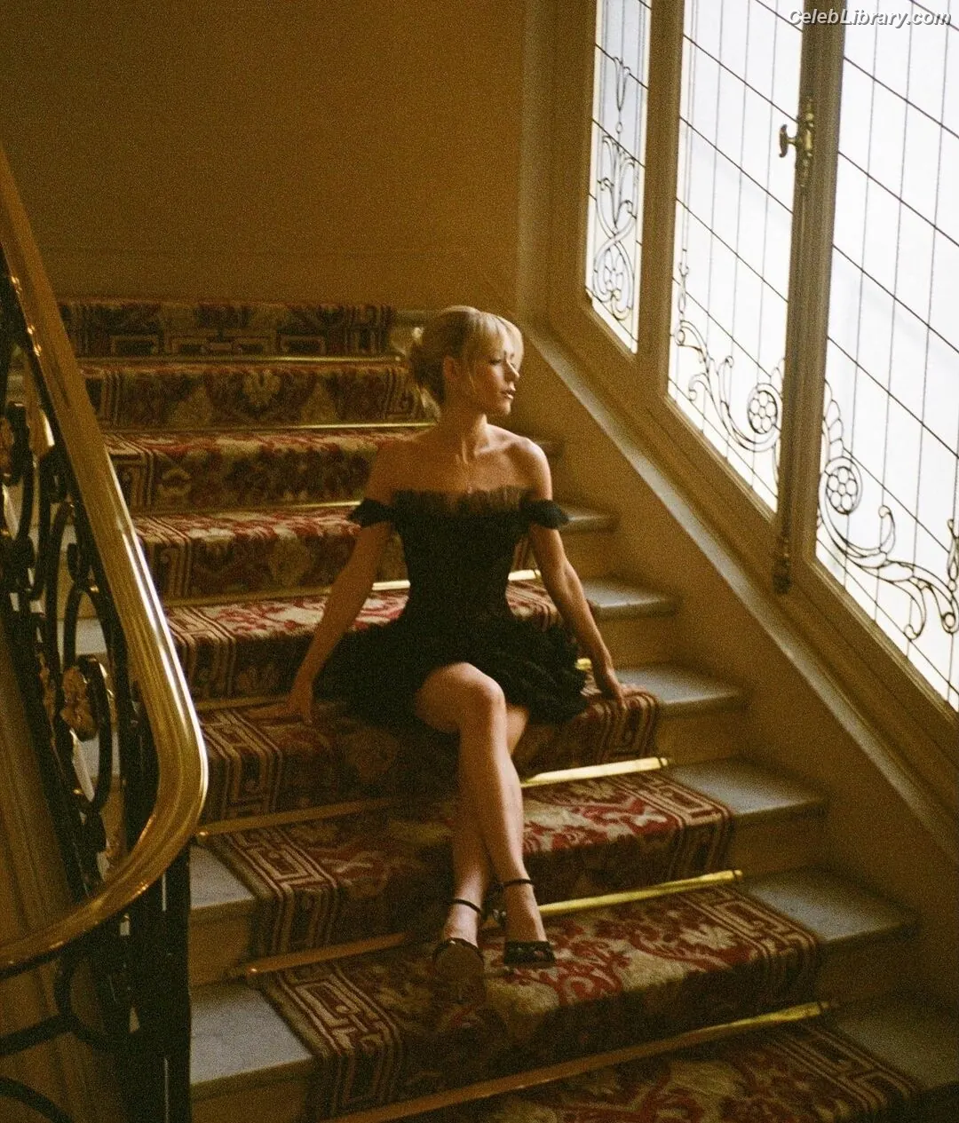 Kiernan Shipka photo 17 of 2600