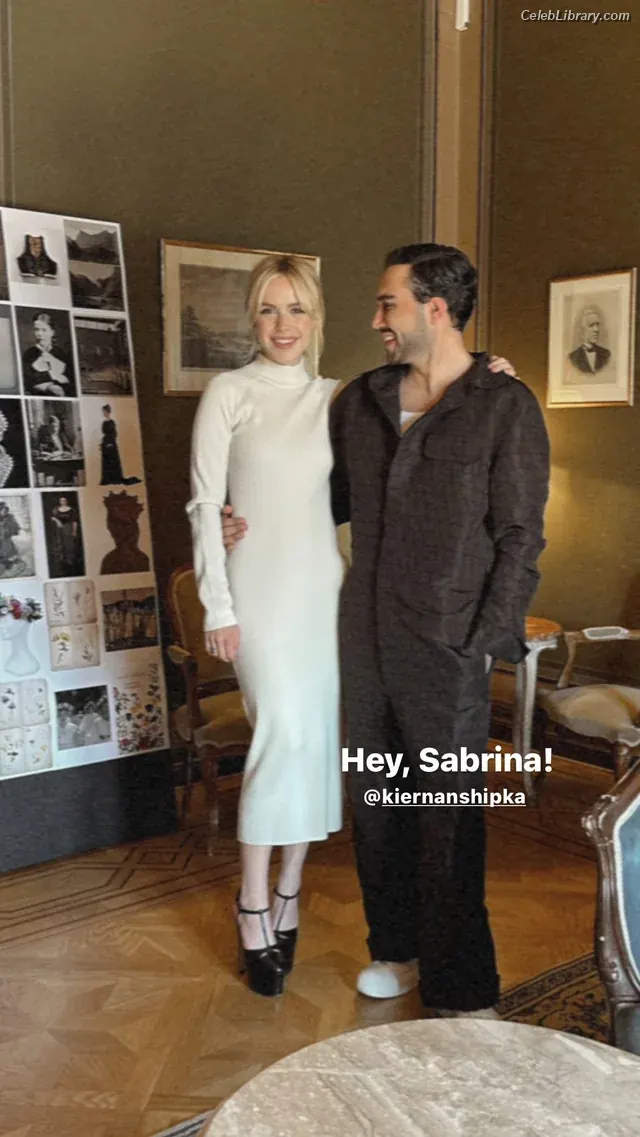 Kiernan Shipka photo 21 of 2600