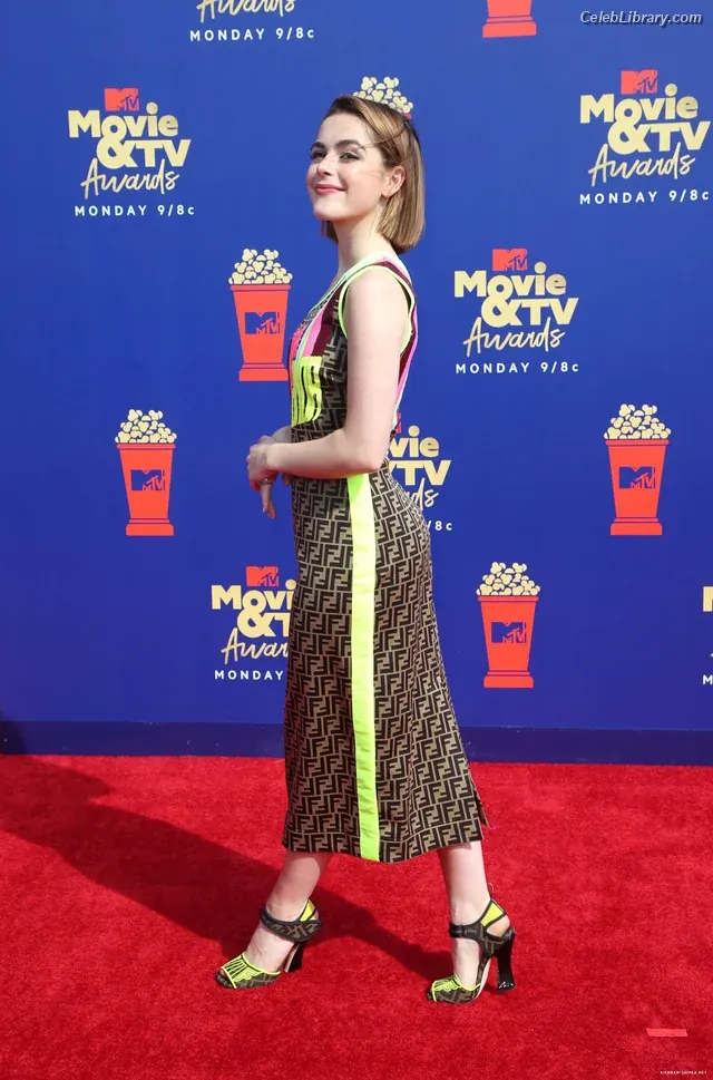 Kiernan Shipka photo 4 of 2600