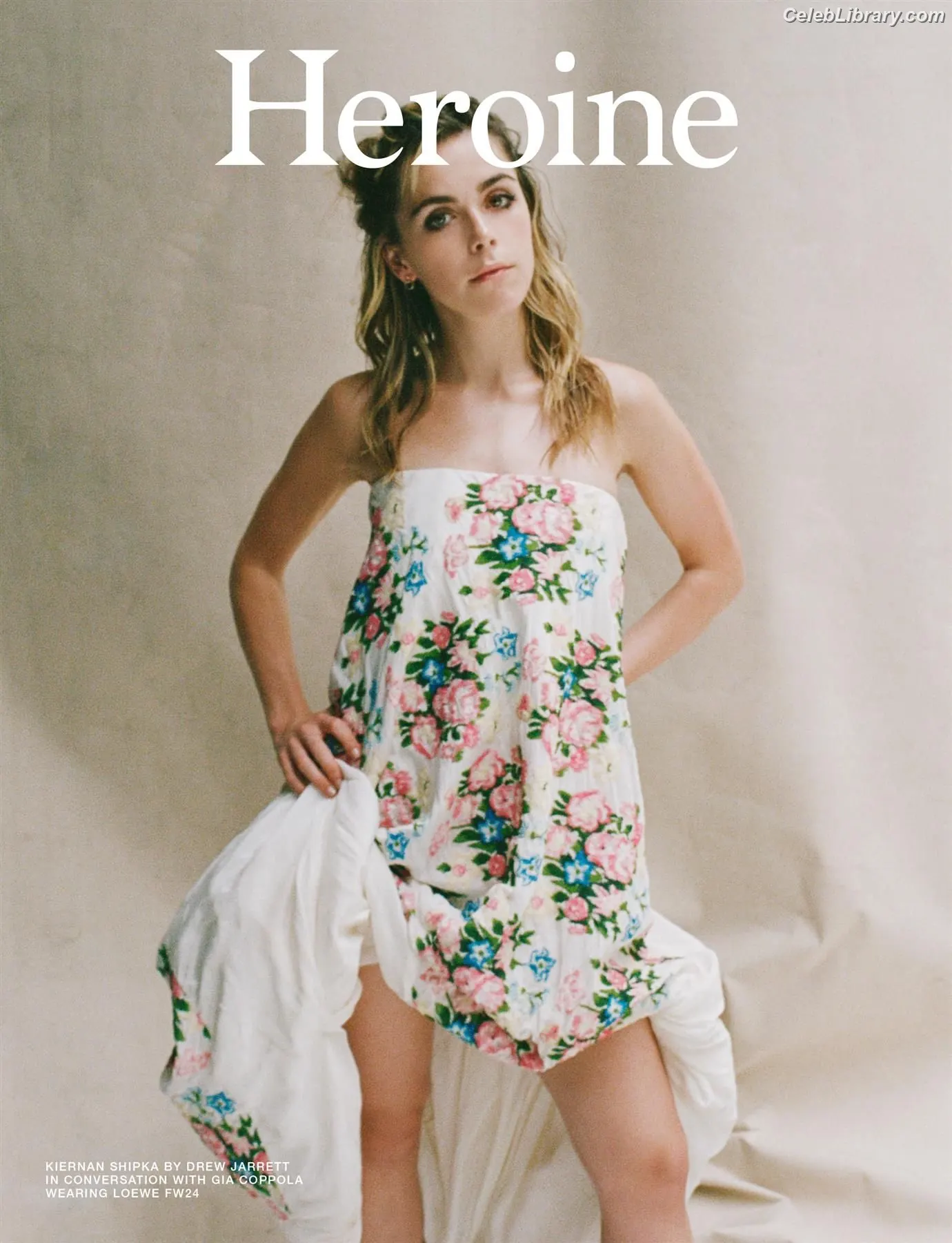 Kiernan Shipka photo 7 of 2600