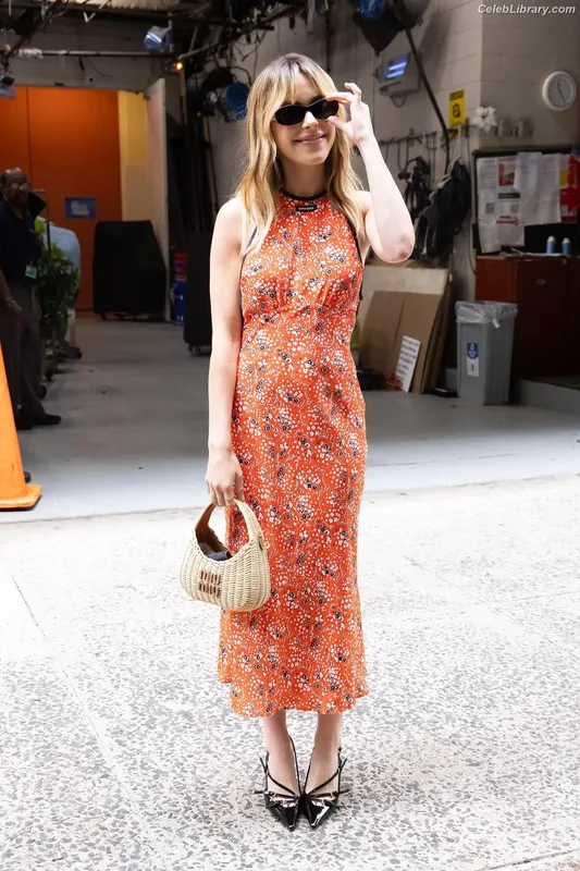 Kiernan Shipka photo 20 of 2601