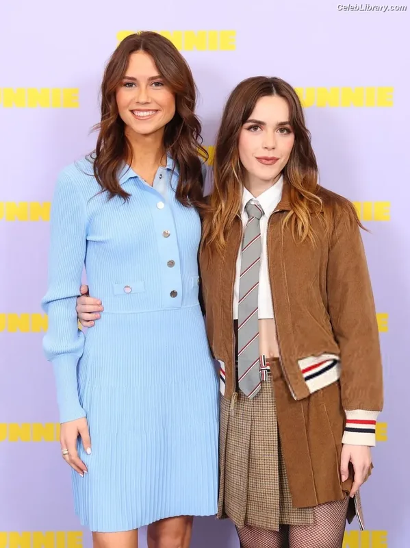 Kiernan Shipka photo 12 of 2601