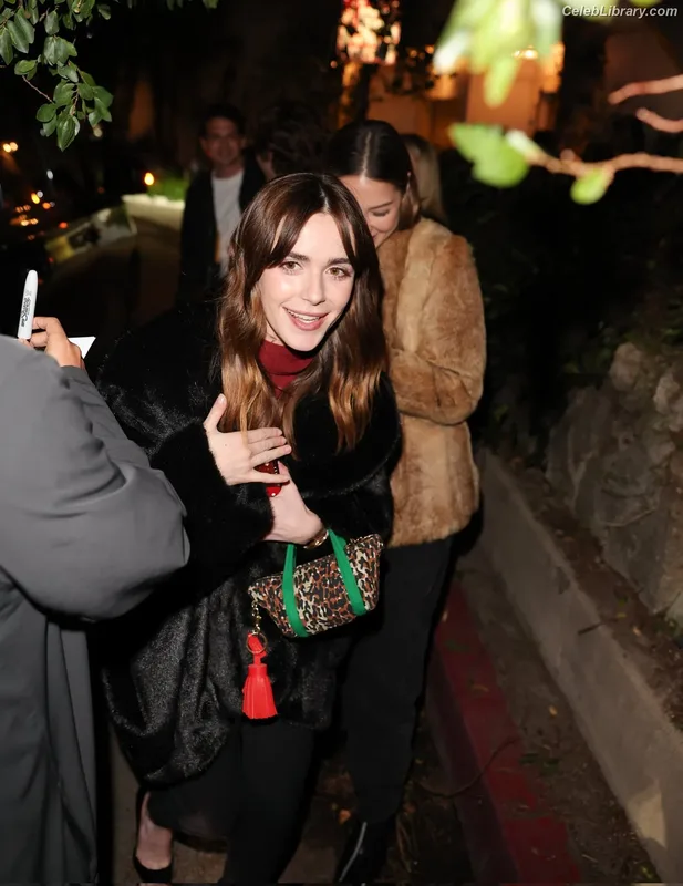 Kiernan Shipka photo 3 of 2601