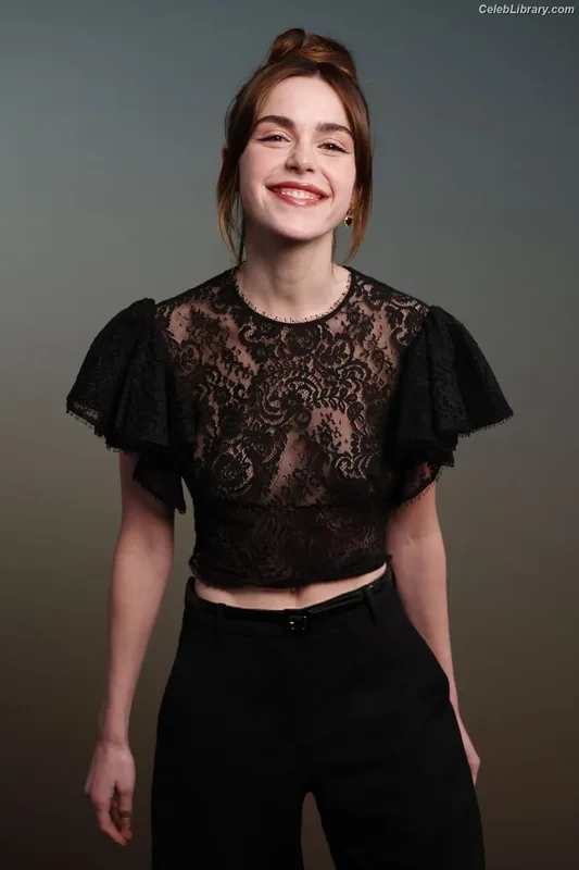 Kiernan Shipka photo 3 of 2601