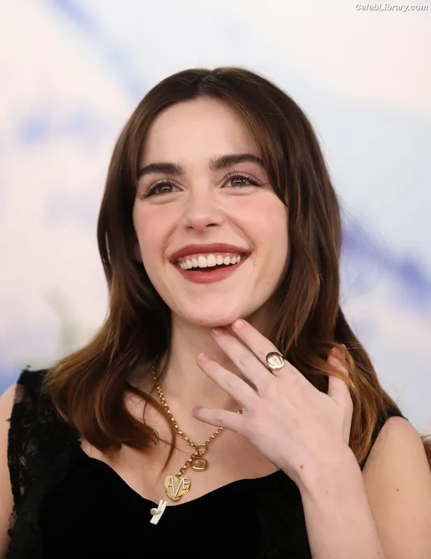 Kiernan Shipka photo 15 of 2601