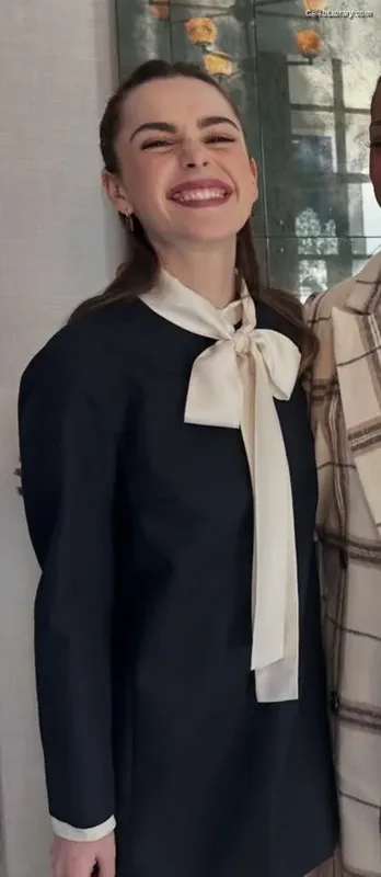 Kiernan Shipka photo 16 of 2601