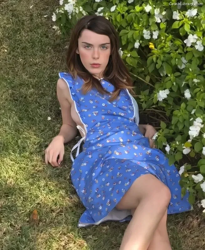 Kiernan Shipka photo 20 of 2601