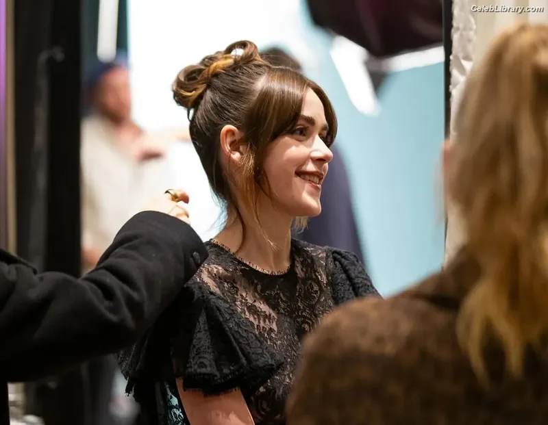 Kiernan Shipka photo 1 of 2601